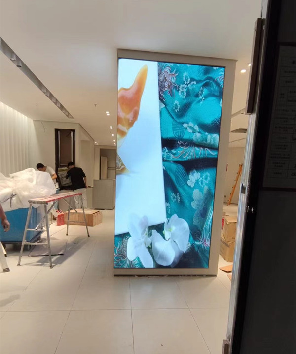 神农架林商场门店转角LED显示屏